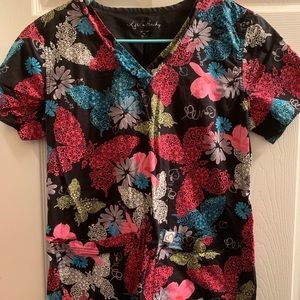 Women’s scrub top